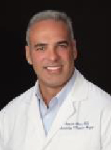 Dr.-Javier-Flores